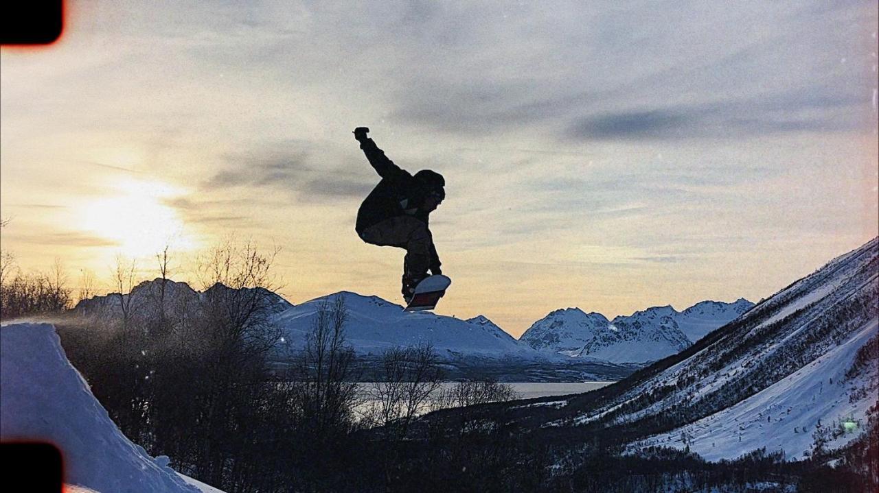 Olderdalen Ski Camp Экстерьер фото